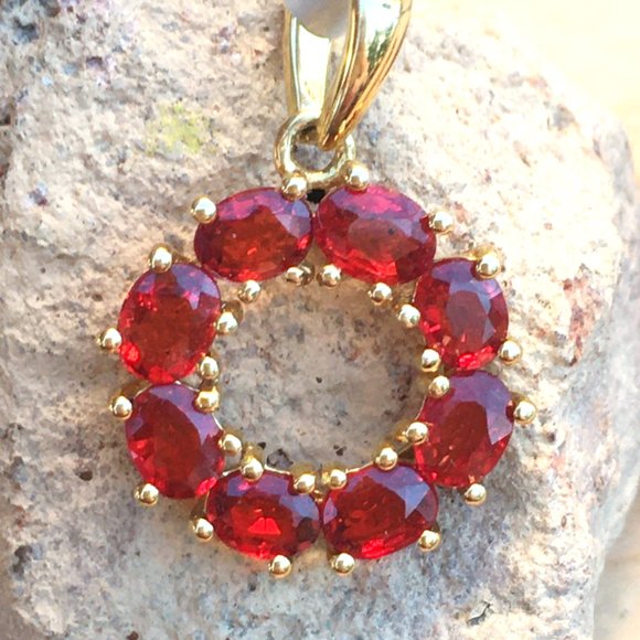 Genuine Ruby Circle Pendant 9K Yellow Gold ~2cts Real Gemstones - Picture 1 of 16